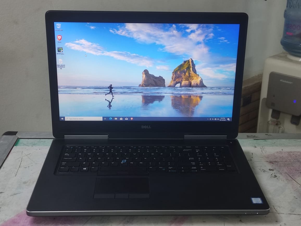 Dell Precision 7720 بكارت فيجا انفيديا 6 جيجا فعلي – عملاق اجهزة الورك استيشن بكارت فيجا انفيديا 6 جيجا فعلي – وحش الالعاب ( بيس 21 – فيفا 21 ) وبرامج ادوبي (كارت فيجا وحش nvidea p3000)