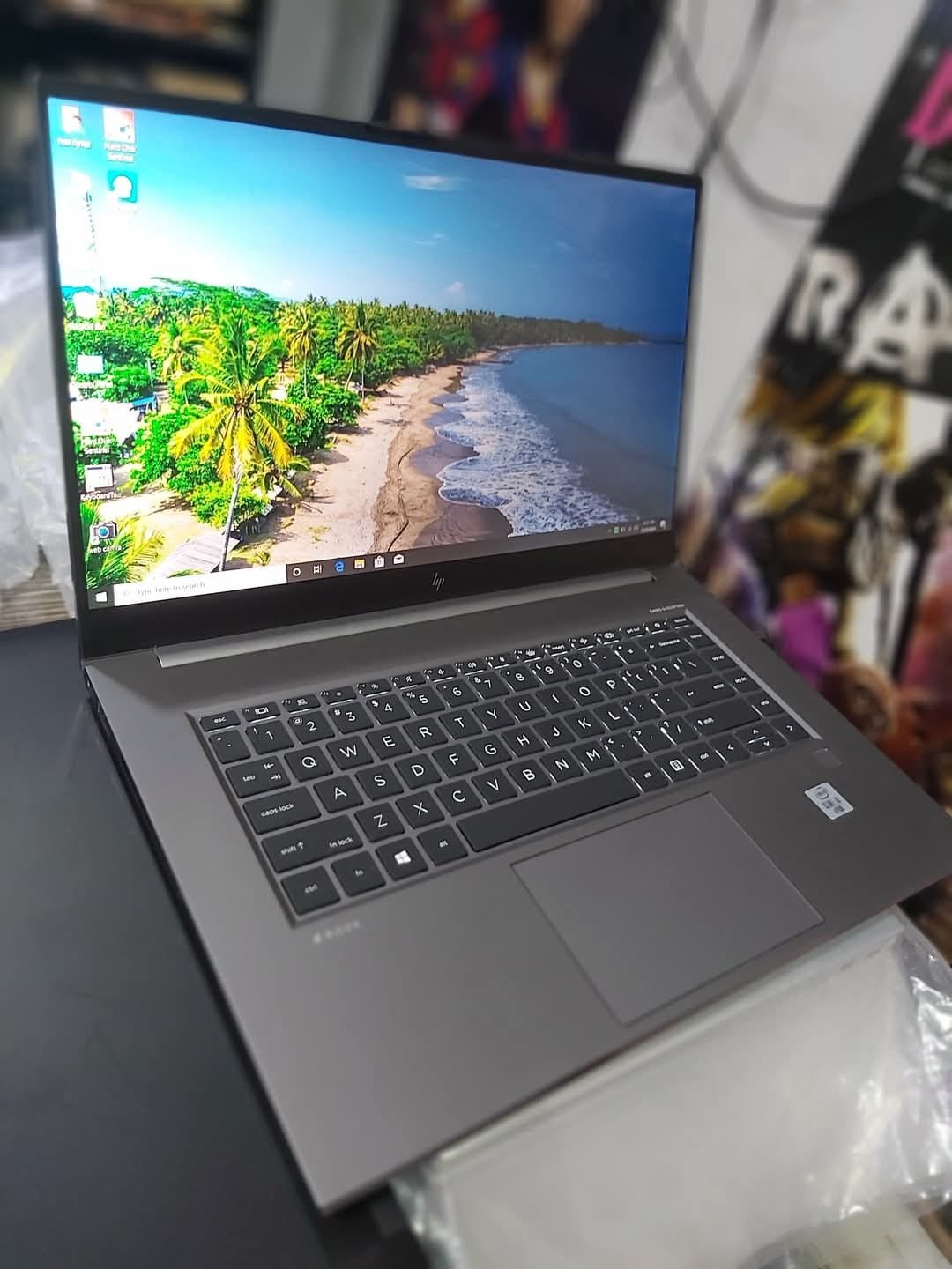 HP Zbook 15 G7 studio i710