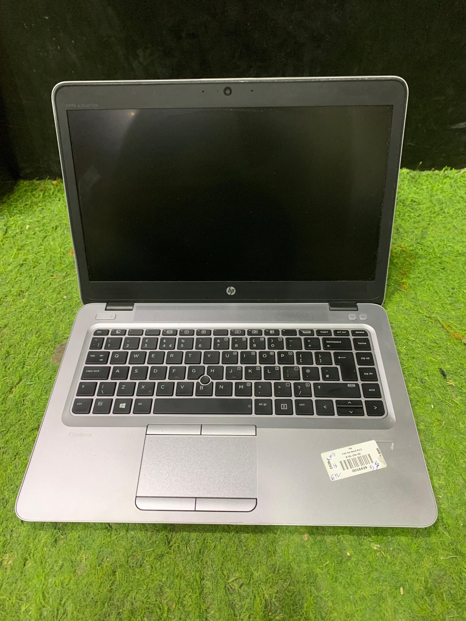 HP Elitebook 745 g4