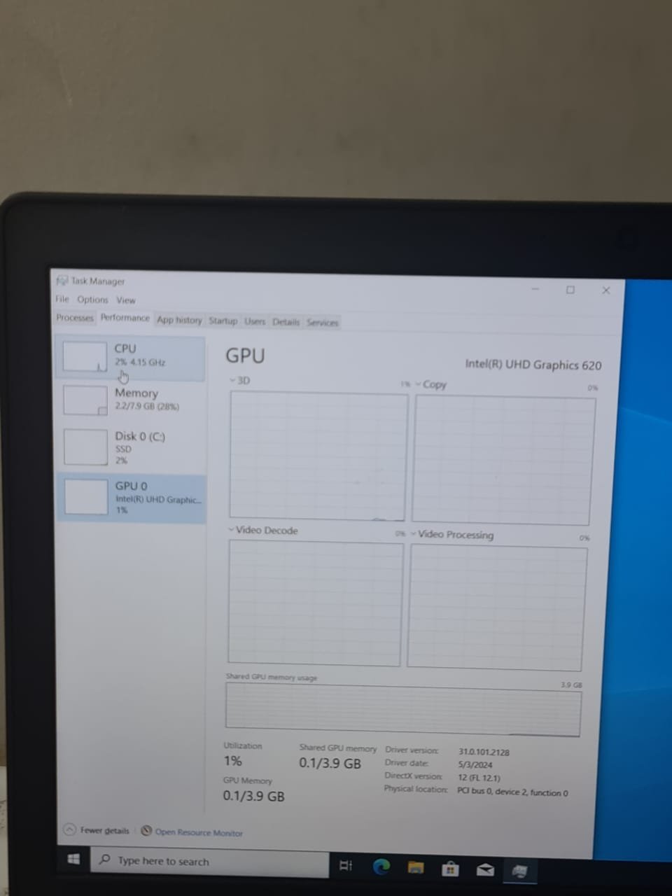 Dell Latitude E5590 Corei7 – 8650U – 8G Ram – 256G SSD – screen 15.6