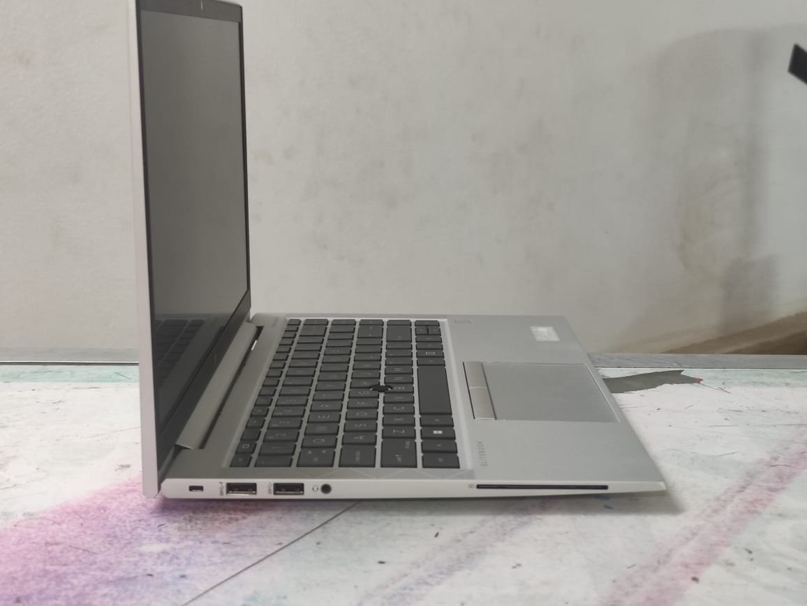 HP EliteBook 845 G8 AMD Ryzen 7 PRO 5800U – Ram 8G – SSD 256G