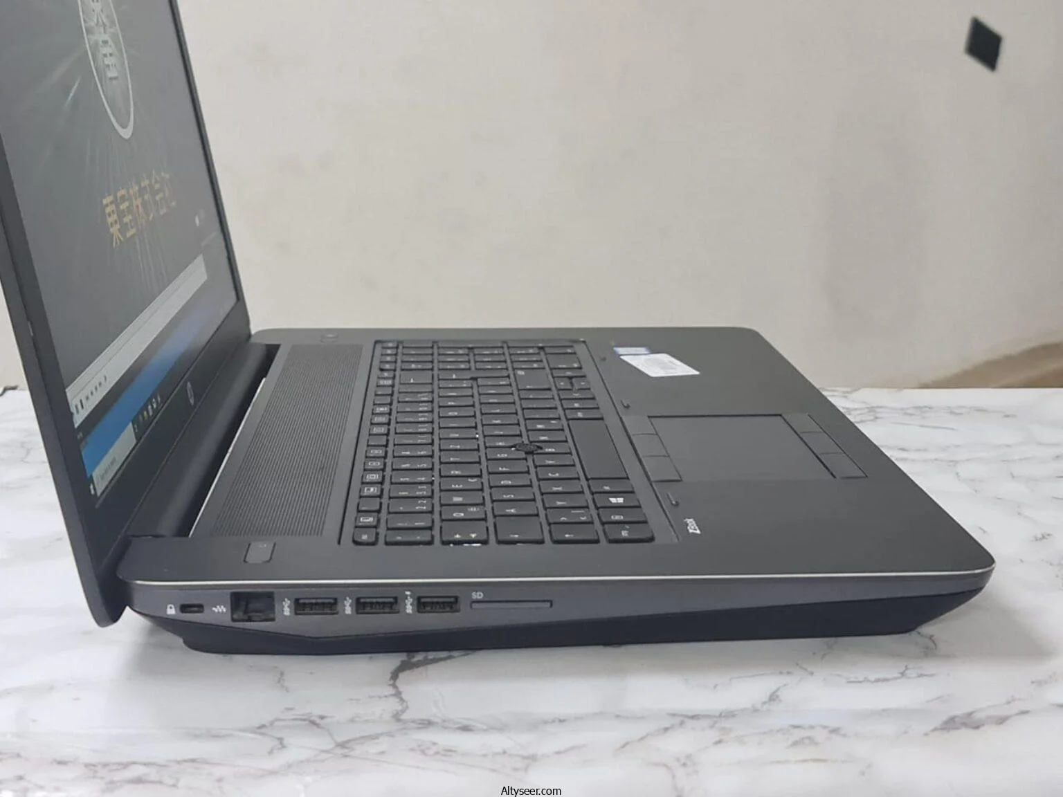 HP ZBOOK 15 G4 – i7 7820HQ-hdd 512 ssd – 16 ddr4- NVIDIA M1200