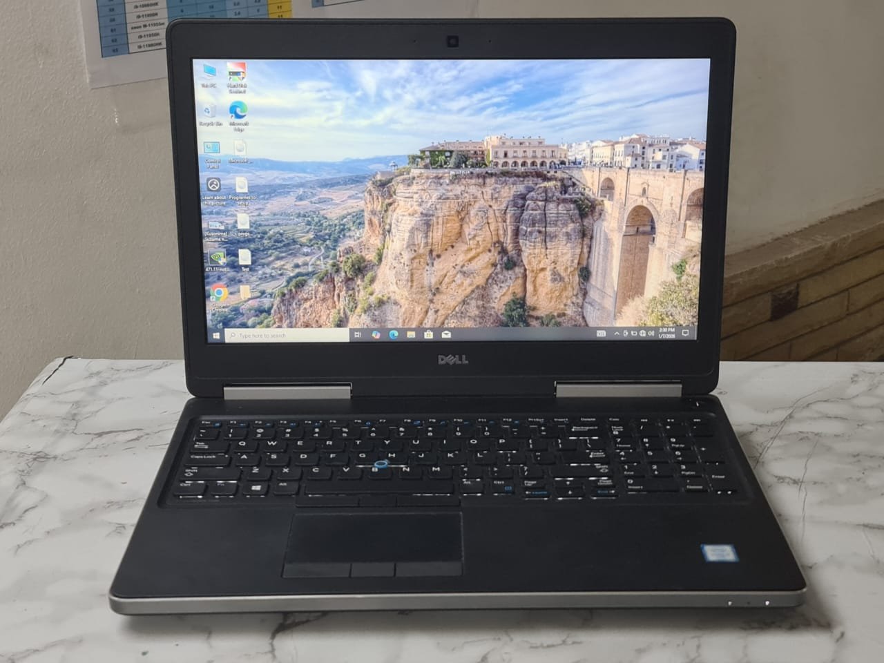 Dell Precision 7520 Core I7 6820HQ RAM 16GB – SSD 512GB – NIVIDIA 4G وحش الالعاب ( بيس 21 – فيفا 21 ) وبرامج ادوبي